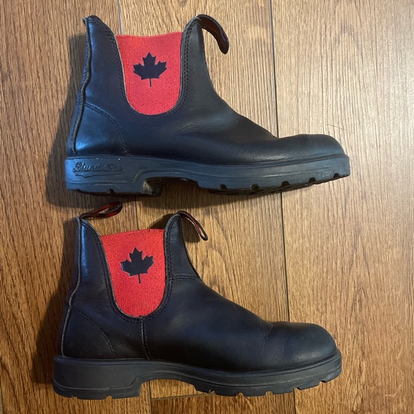 Blundstone 1474 Classic Eh Leather with RedCanada Maple Leaf Chelsea Boot - Picture 2 of 10